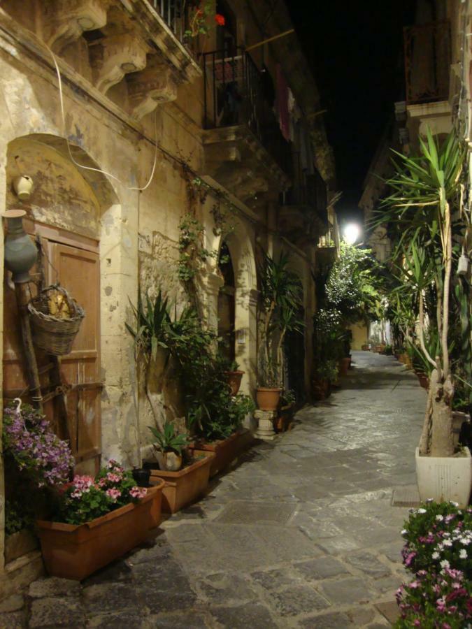 Il Nido Di Diana In Ortigia Apartment Syracuse Ngoại thất bức ảnh